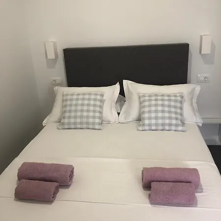 Apartmani Milka I Jozo Omiš Esterno foto