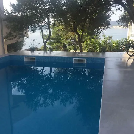 Apartmani Milka I Jozo Omiš Esterno foto