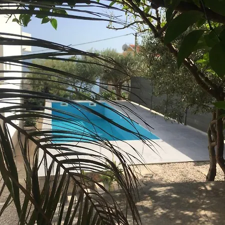Apartmani Milka I Jozo Omiš Esterno foto