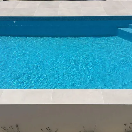 Apartmani Milka I Jozo Omiš Esterno foto