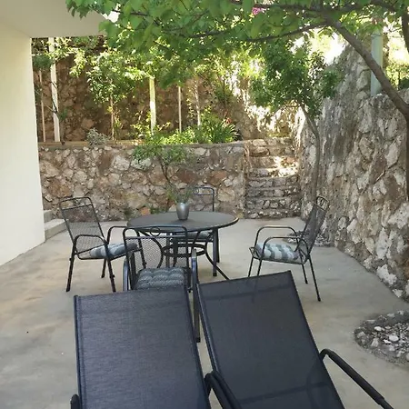Apartmani Milka I Jozo Omiš Esterno foto