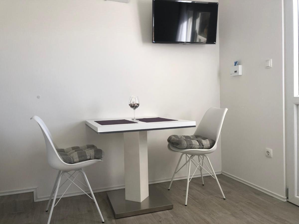 Apartment Milka I Jozo *