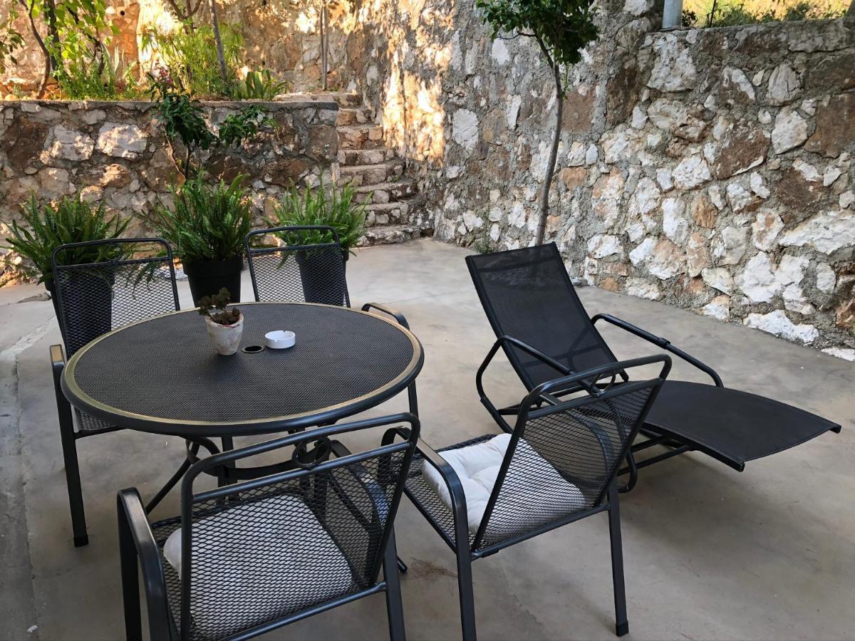 Milka I Jozo Apartment Omis
