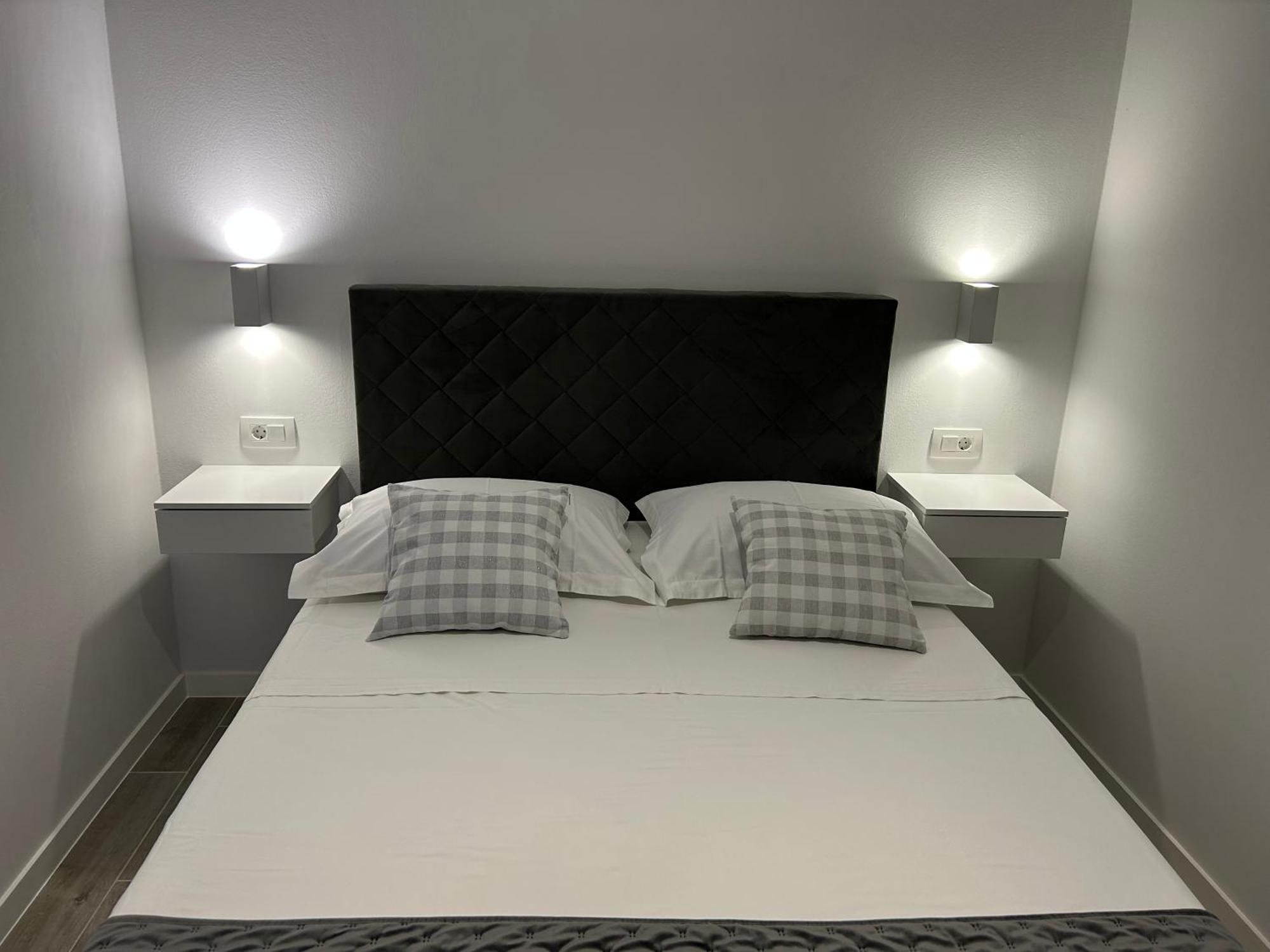 Apartment Milka I Jozo Omis