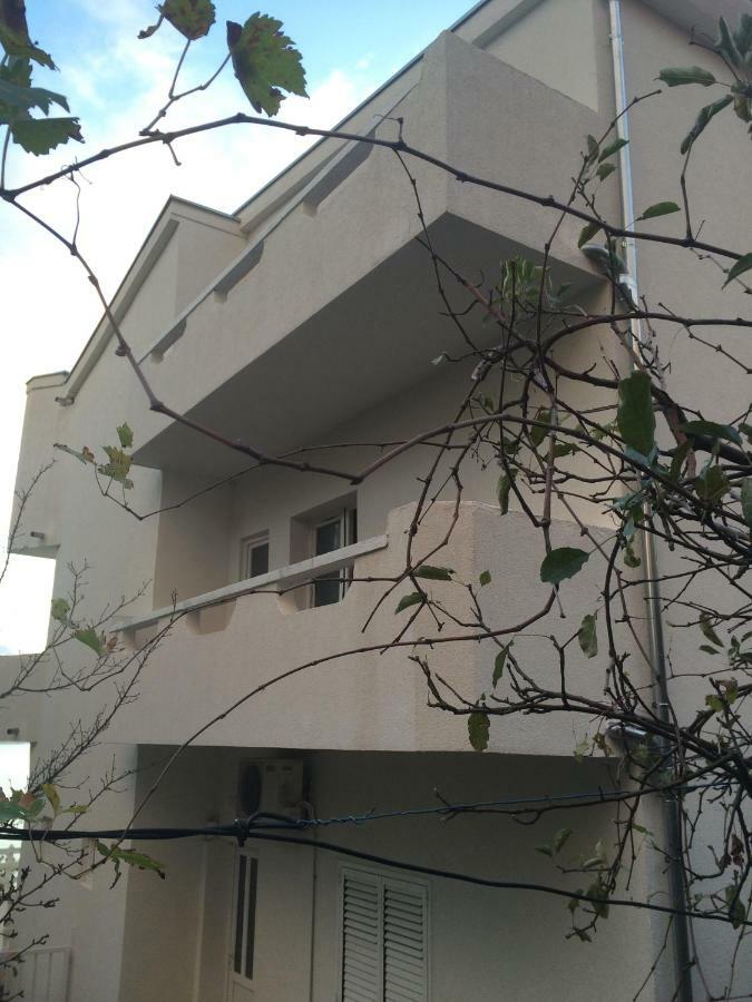 Milka I Jozo Apartment Omis